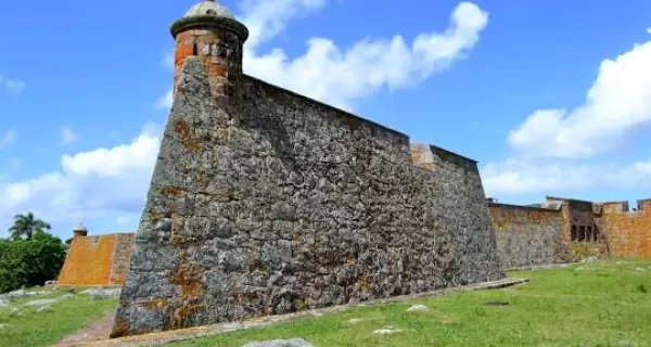 Fuerte San Miguel: monumento historico del Uruguay
