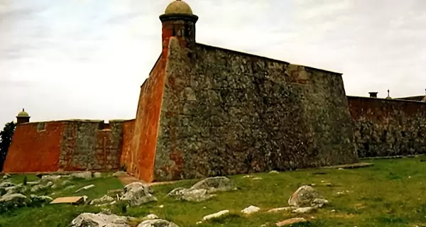 Fuerte de San Miguel, Barra del Chuy, una reliquia hist�rica de Uruguay.