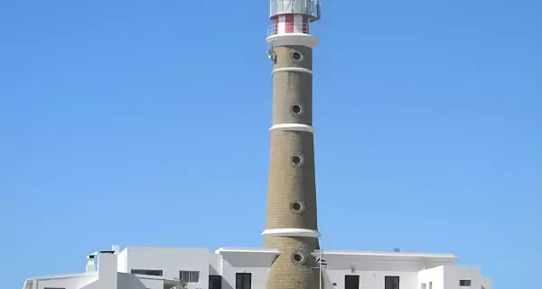 El Faro de Cabo Polonio, una de las postales m�s reconocidas de la costa uruguaya.