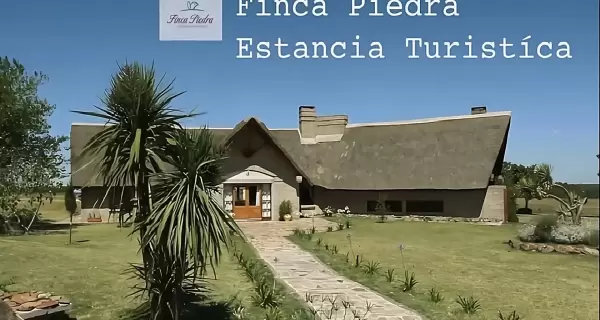 Finca de Piedra en Sierra de Mahoma, Uruguay: un destino de aventura y sabor local en el coraz�n de Rocha.