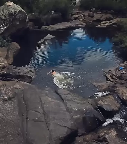 Salto del Penitente en Minas, Uruguay: naturaleza y aventura en una cascada impresionante.
