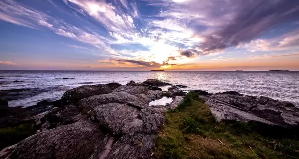 atardecer, colonia del sacramento, puesta de sol sobre el agua