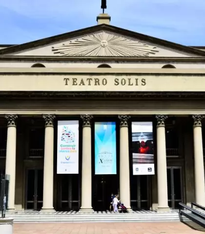 Montevideo combina historia, arte y vida urbana en cada uno de sus rincones.