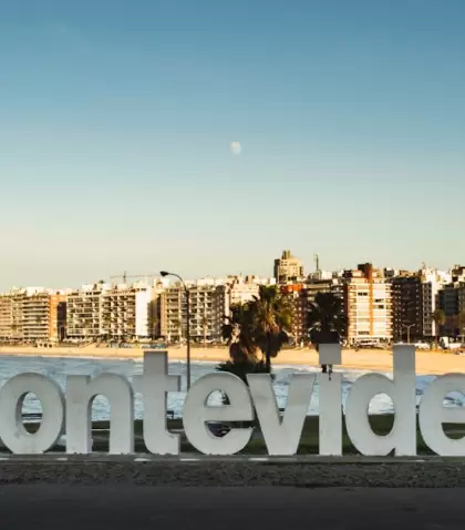 Montevideo combina cultura, parques y playas en una propuesta ideal para familias.