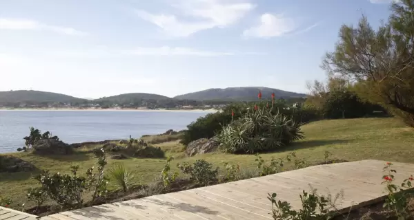 Punta Colorada combina playas tranquilas, costa natural y vistas espectaculares del Atl�ntico.