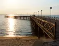 En verano, Colonia del Sacramento invita a disfrutar del aire libre y los paseos junto al r�o.