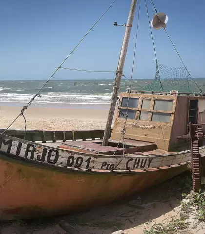 Rocha se caracteriza por sus playas extensas, pueblos peque�os y naturaleza dominante.