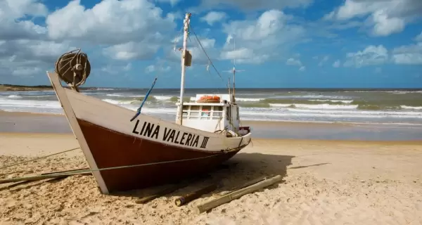Punta del Diablo conserva una identidad propia a�n en verano.