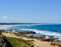 Rocha ofrece calles tranquilas, cercan�a con el mar y una vida local activa pero sin apuro.