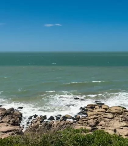 El final del verano es ideal para disfrutar Rocha con playas abiertas.