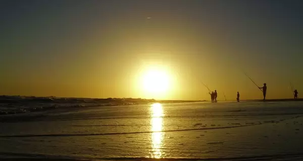 El final del verano es ideal para descansar en la Costa de Oro.