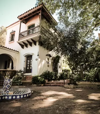 El Museo Zorrilla funciona en la antigua residencia del escritor uruguayo Juan Zorrilla de San Mart�n.