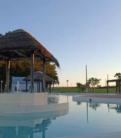 Termas de Almir�n, aguas salinas �nicas en Uruguay.