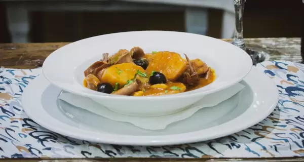 La gastronom�a uruguaya ofrece platos y ambientes acogedores en oto�o.