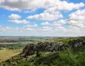 En zonas como Lavalleja o el norte del pa�s, el oto�o transforma por completo la experiencia al aire libre.