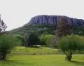 Durante el oto�o, en Lavalleja, los colores se integran al paisaje serrano de manera gradual.