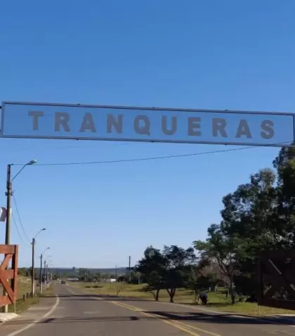 En Tranqueras y sus caminos rurales, los tiempos se vuelven m�s largos y el paisaje empieza a ocupar m�s espacio.
