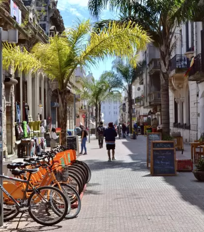 Consejos pr�cticos para viajar sola a Montevideo.
