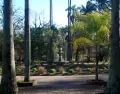 El Bot�nico tiene una mezcla bastante interesante entre parque urbano y colecci�n vegetal.