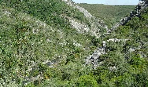 Quebrada de los Cuervos suma identidad en oto�o.