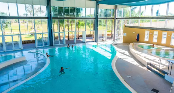 Las termas no se disfrutan solo dentro del agua caliente, sino tambi�n en todo lo que pasa alrededor.