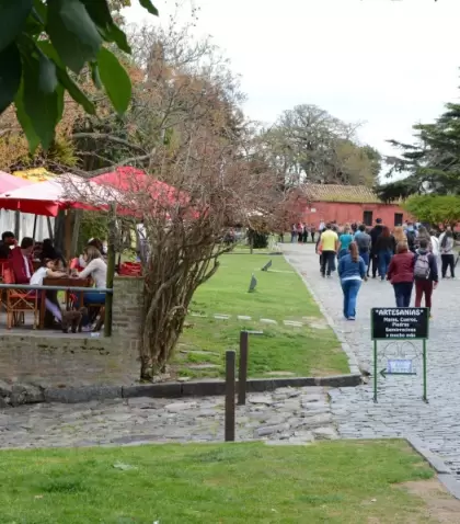 El invierno le queda bien a Colonia porque su encanto no depende solamente del clima.