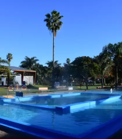 Una buena escapada termal empieza antes de entrar al agua.