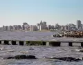 Viajar por Uruguay durante un feriado patrio no exige solemnidad; exige curiosidad.