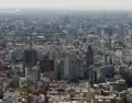 Montevideo tiene lugares perfectos para entender el 18 de julio porque la historia est� distribuida en el espacio urbano.
